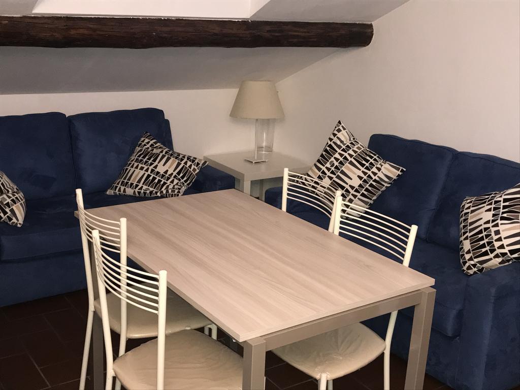 Charming Apartment The Castle Milano Exterior foto